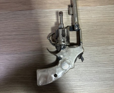PCPR prende homem em flagrante por posse ilegal de arma de fogo em Pitanga
