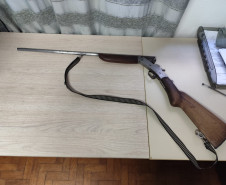 PCPR cumpre mandado de busca e apreensão devido a venda ilegal de armas de fogo em Rolândia