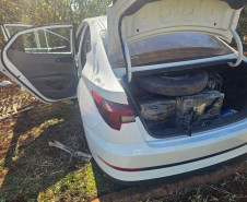 PCPR, PMPR e PRF interceptam veículo com 468 kg de maconha em ação integrada em Santa Terezinha de Itaipu
