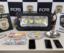 PCPR prende três pessoas em flagrante pelo crime de tráfico de drogas em Ponta Grossa