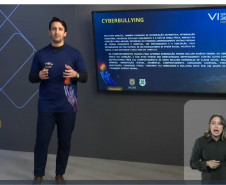 PCPR ministra palestra sobre cyberbullying em empresa de Curitiba