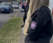 PCPR e GM realizam blitz informativa acerca do combate à violência doméstica e familiar em São José dos Pinhais