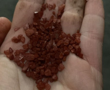 PCPR, PMPR e GM prendem seis pessoas e apreendem carga de fertilizantes desviada em São José dos Pinhais 