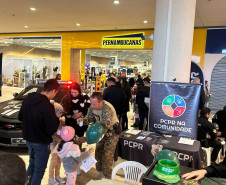 PCPR na Comunidade atende mais de 3 mil pessoas em evento de combate aos crimes ambientais em Curitiba