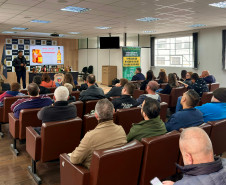 PCPR realiza treinamento em repressão ao mercado ilegal de bebidas alcoólicas em Curitiba