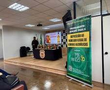 PCPR realiza treinamento em repressão ao mercado ilegal de bebidas alcoólicas em Curitiba
