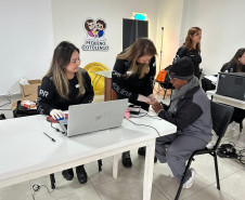 PCPR na Comunidade emite 230 carteiras de identidade para internos do Pequeno Cotolengo em Curitiba