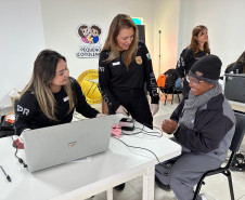 PCPR na Comunidade emite 230 carteiras de identidade para internos do Pequeno Cotolengo em Curitiba