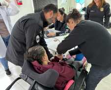 PCPR na Comunidade emite 230 carteiras de identidade para internos do Pequeno Cotolengo em Curitiba