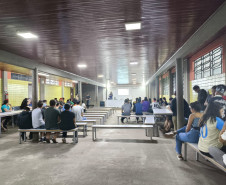 PCPR realiza palestra sobre violência doméstica e familiar contra mulher em escola de Foz do Iguaçu 