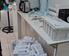 PCPR prende duas pessoas por exercício ilegal da medicina e outros crimes em Curitiba