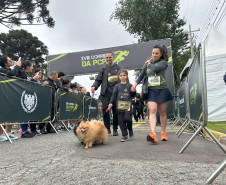 Corrida histórica celebra os 172 anos da Polícia Civil do Paraná e reúne 4,7 mil pessoas em Curitiba