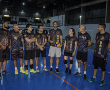 PCPR participa de jogo de vôlei com presença do campeão olímpico Giba