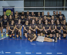 PCPR participa de jogo de vôlei com presença do campeão olímpico Giba