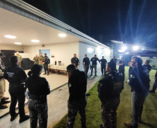 PCPR e PMPR prendem sete pessoas durante operação voltada ao combate de diversos crimes em Mariluz 