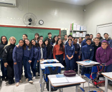 PCPR realiza palestra sobre diversos temas em escola de Rolândia 