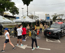 Corrida histórica celebra os 172 anos da Polícia Civil do Paraná e reúne 4,7 mil pessoas em Curitiba