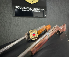 PCPR apreende duas espingardas durante cumprimento de mandado em Campo Mourão