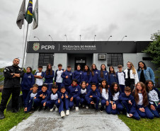 PCPR recebe alunos para palestra e visita na Delegacia de Palmeira