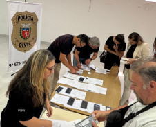 PCPR entrega 30 celulares recuperados de furtos e roubos em Maringá 