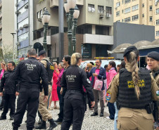 PCPR participa de caminhada em alusão ao Outubro Rosa em Curitiba 