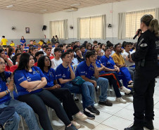 PCPR ministra palestras sobre prevenção de drogas para jovens e adolescentes em Maringá 