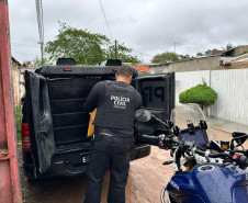 Operação integrada prende 25 pessoas suspeitas de integrar grupo criminoso no Alto Boqueirão, em Curitiba