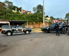 Polícias do Paraná desarticulam grupo criminoso e realizam 43 prisões em nove cidades