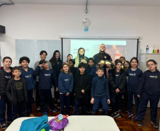 PCPR ministra palestra sobre racismo em Colégio no Centro de Curitiba