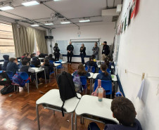 PCPR ministra palestra sobre racismo em Colégio no Centro de Curitiba