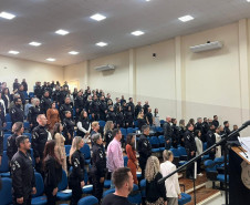 PCPR homenageia 72 servidores com Medalhas de Serviço Policial em Ponta Grossa