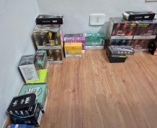 PCPR realiza operação prende homem em flagrante e apreende cigarros eletrônicos, anabolizantes e medicamentos controlados em Mandaguari