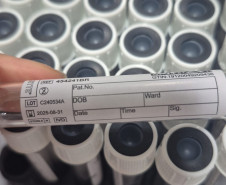 PCPR prende mulher por realizar procedimentos estéticos ilegais e usar medicamentos sem registro em clínica no bairro CIC