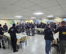 PCPR e PMPR prendem nove pessoas durante operação no Litoral do Paraná 