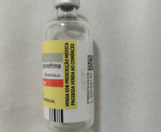 PCPR prende mulher por realizar procedimentos estéticos ilegais e usar medicamentos sem registro em clínica no bairro CIC