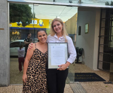 Servidora da PCPR recebe menção honrosa em Câmara de Vereadores de Rolândia