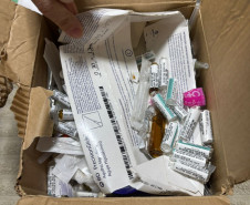 PCPR prende mulher por realizar procedimentos estéticos ilegais e usar medicamentos sem registro em clínica no bairro CIC