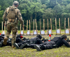 PCPR prepara servidores para o uso de fuzis durante o Verão Maior Paraná