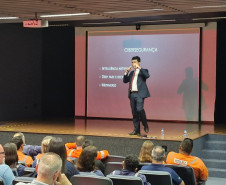 PCPR realiza palestra sobre golpes e cibersegurança em Araucária 