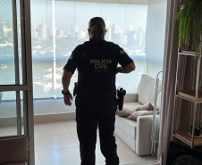 PCPR cumpre buscas em operação contra corrupção em Tamarana