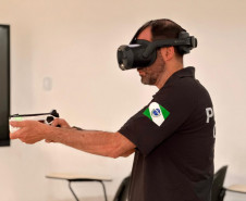 PCPR prepara servidores para uso de armas não letais durante o Verão Maior Paraná