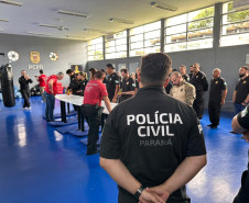 PCPR prepara servidores para uso de armas não letais durante o Verão Maior Paraná