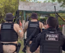 PCPR e PMPR prendem casal e apreendem cerca de meio quilo de maconha durante operação na Ilha Superagui