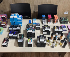 PCPR prende comerciante e apreende cigarros eletrônicos em ação de fiscalização no Litoral