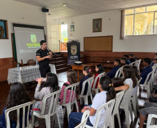 PCPR ministra palestra sobre bullying e cyberbullying em instituto de Ponta Grossa