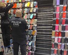 PCPR apreende mais de 1,6 mil produtos contrafeitos em Curitiba