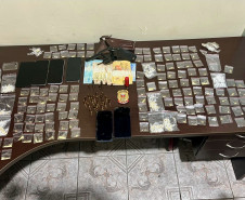 PCPR prende três pessoas e apreende drogas e armamento em Cerro Azul