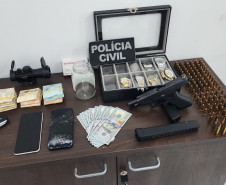 PCPR prende 9 pessoas e apreende 2,1 mil porções de drogas em operação contra o tráfico em Curitiba e na RMC