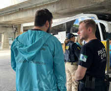PCPR participa de ação de conscientização proteção de crianças e adolescentes em Curitiba