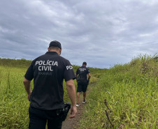 PCPR cumpre três mandados de prisão e um de busca e apreensão em Guaraqueçaba